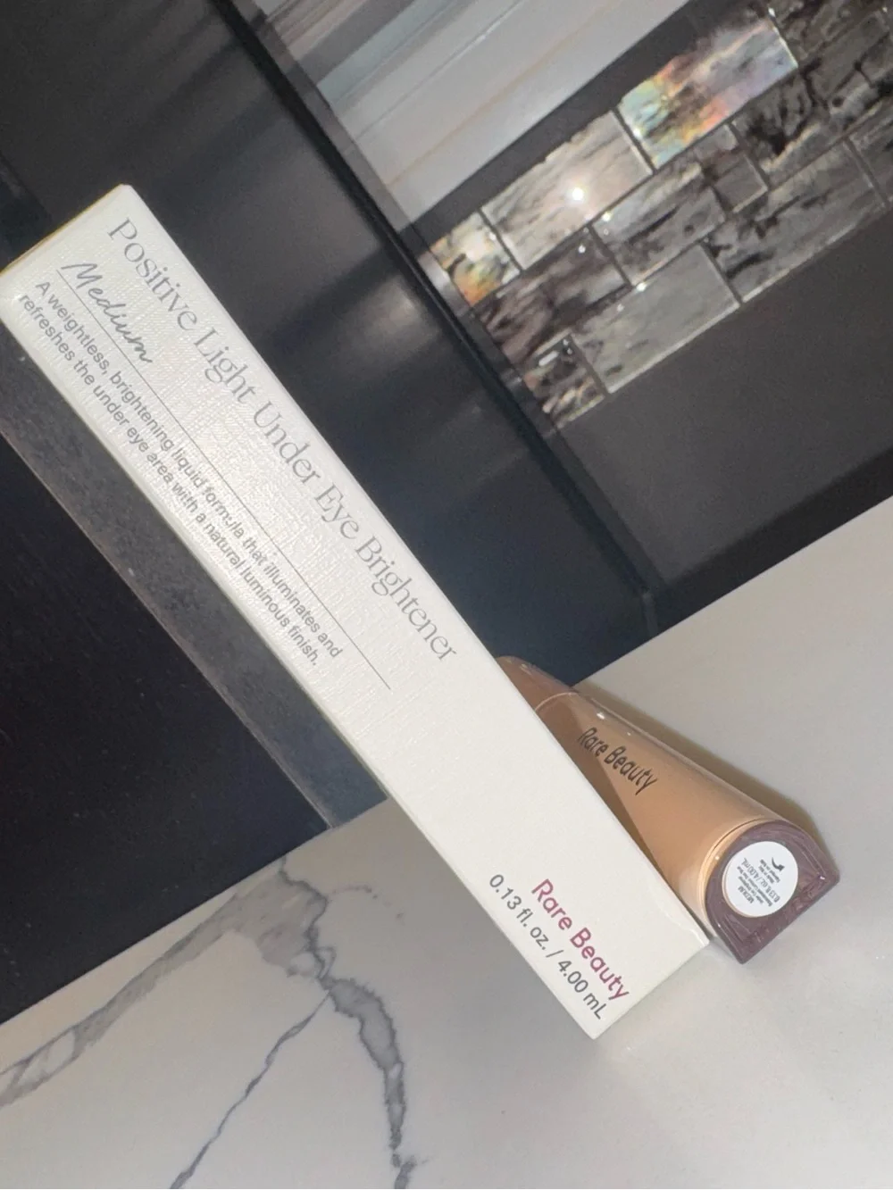 Rare Beauty Positive Light Under Eye Brightener – Medium